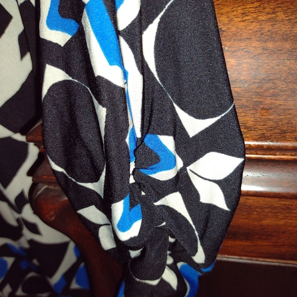 Women's clothes - Picture 13 of 16